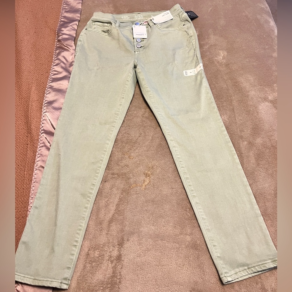 A.n.a women’s skinny jeans mint green size 8